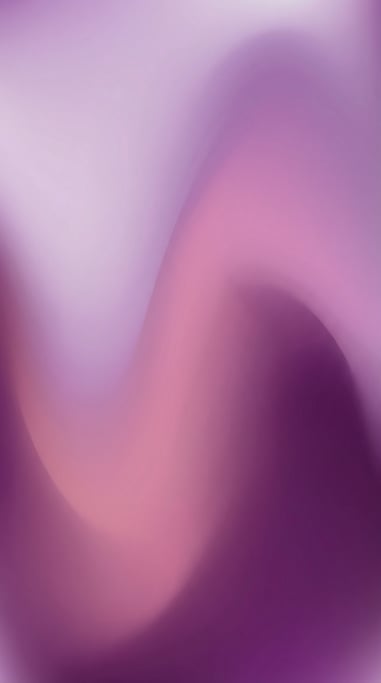 Smooth mesh gradient blending soft thistle purple into warm orchid and deep byzantium