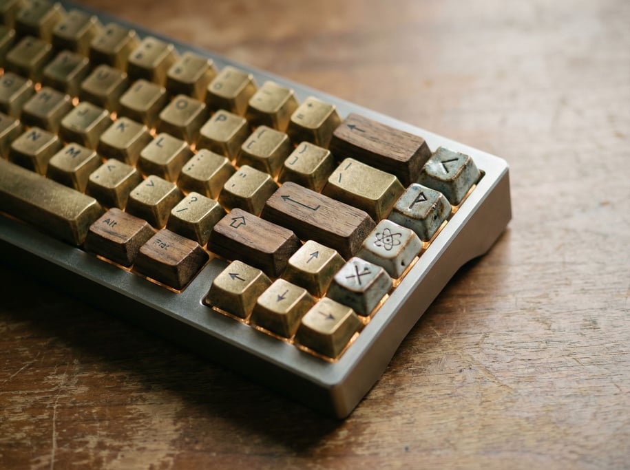 A mechanical keyboard with custom keycaps, macro view showing surface texture and legends (vehro03)